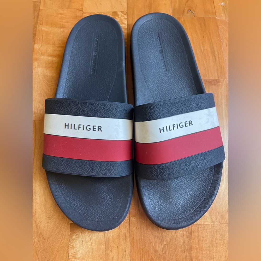 Tommy Hilfiger Sliders